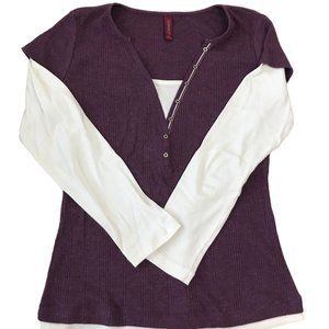 Gitano Women Shirt Size Small Purple V-Neck with White Long Sleeves, Pre-owned